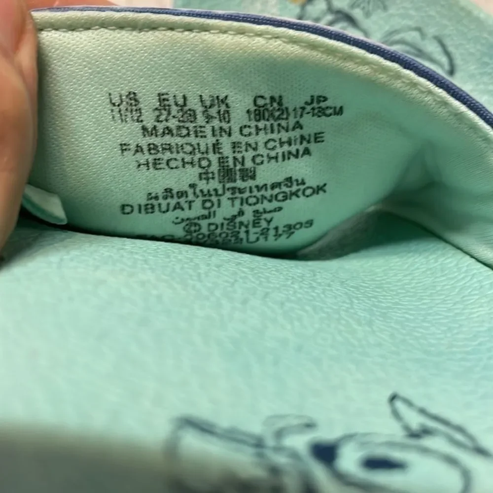 Disney girls stitch sandals. Size 11/12.